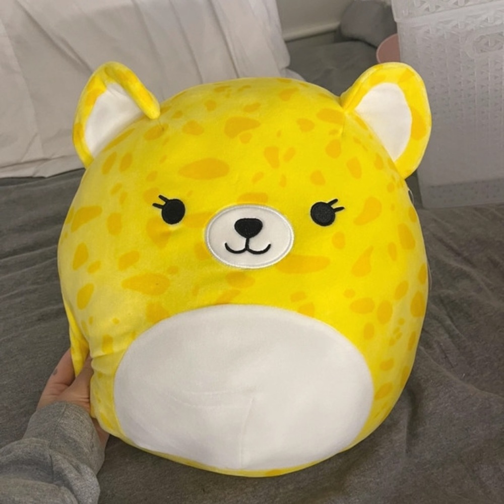 Squishmallow Lexie NWT